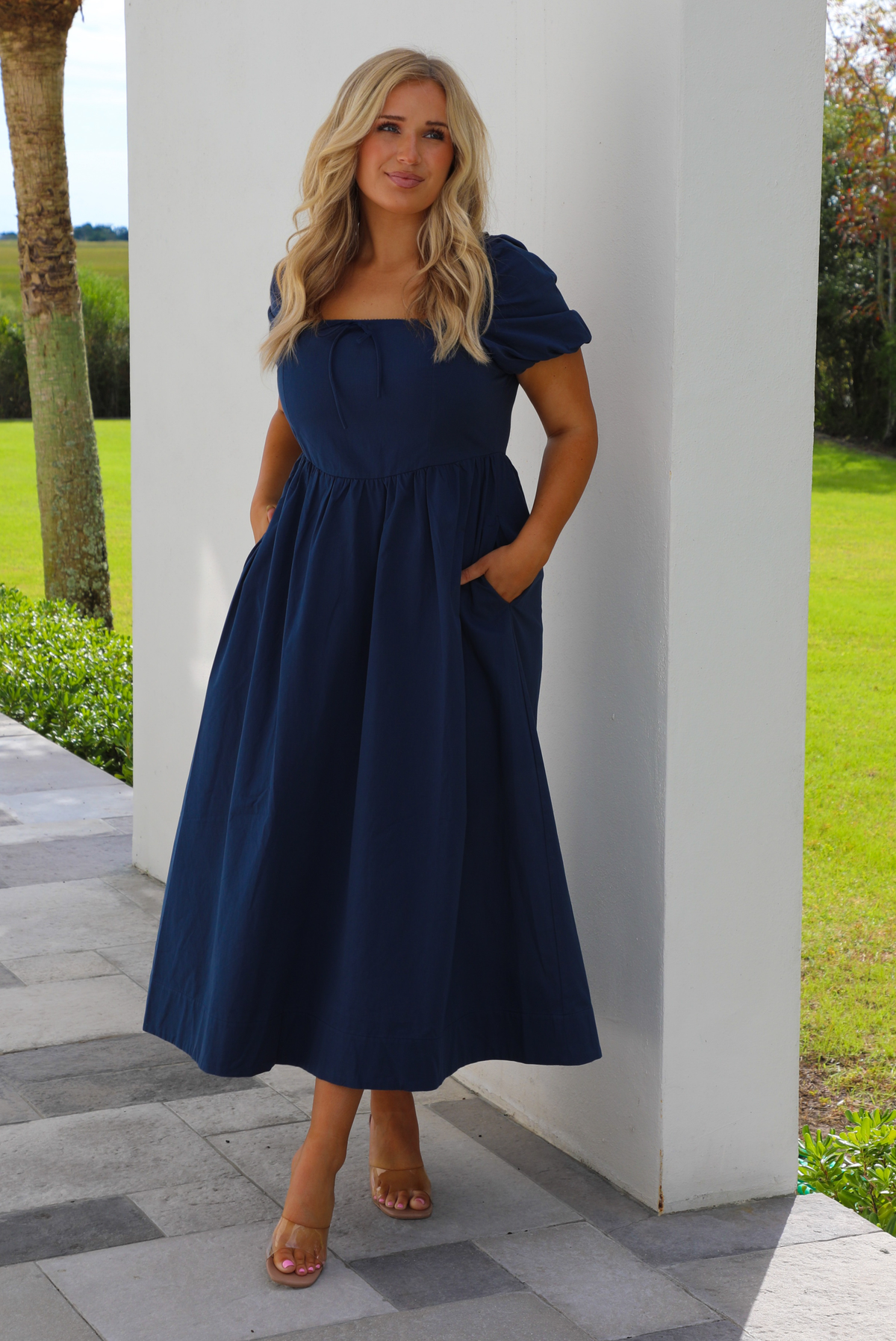 Family Pics Midi Dress: Navy