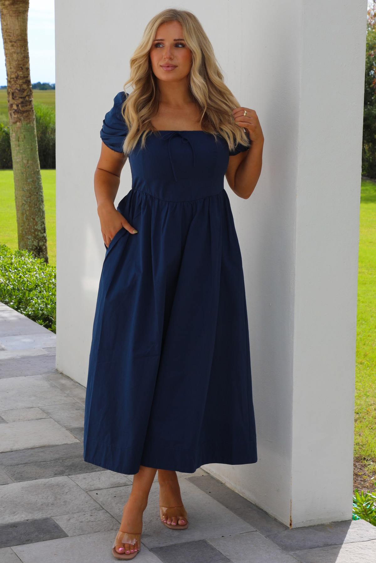 Family Pics Midi Dress: Navy