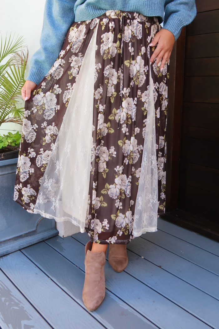 Hay Bale Maxi Skirt: Multi/Floral