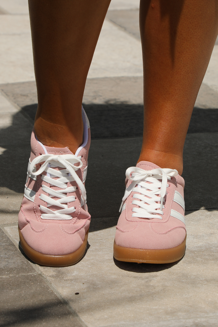 Go-To Sneakers: Pink