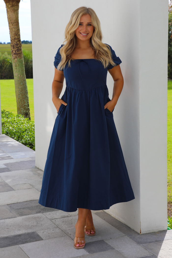 Family Pics Midi Dress: Navy