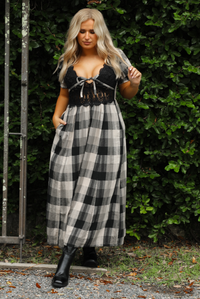 Dawn Maxi Dress: Black/Off-White Plaid