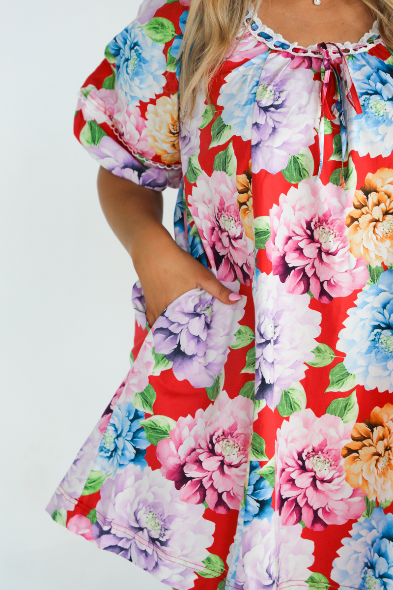 Run Into You Dress: Floral/Multi