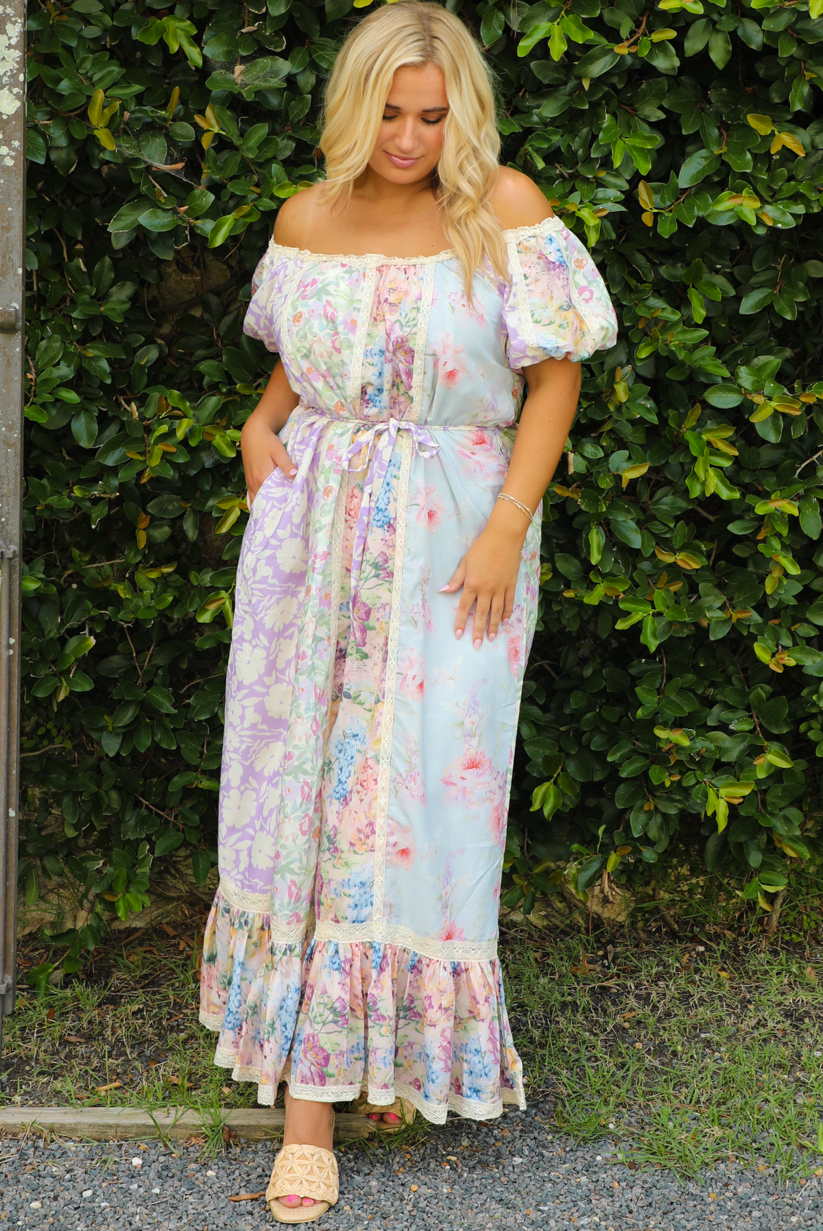 Floral Daydream Maxi Dress: Multi/Floral