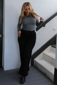 Wardrobe Staple Top: Grey/Black