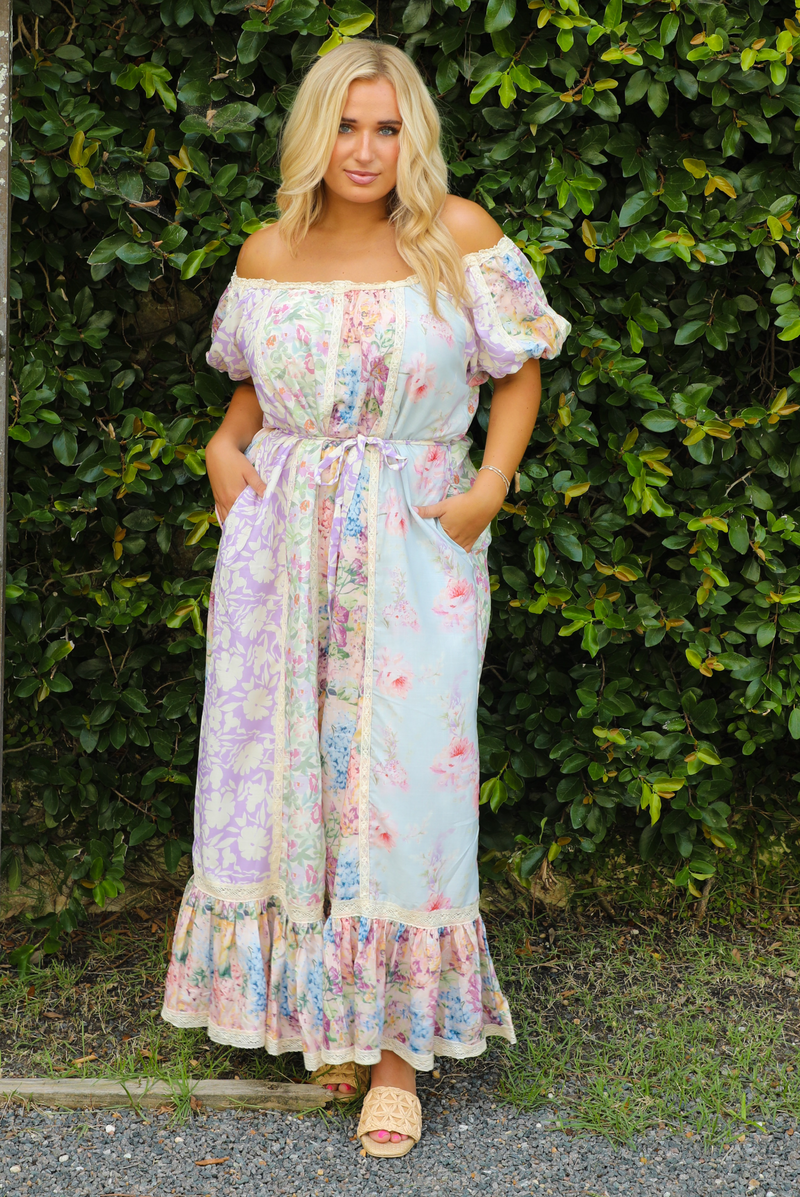 Floral Daydream Maxi Dress: Multi/Floral