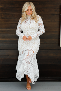 Pretty Bouquet Midi Dress: White/Nude