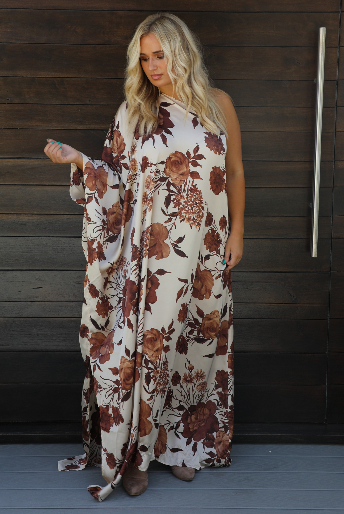 PRE-ORDER: Dinner Ready Maxi Dress: Ivory/Brown