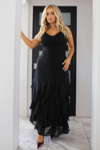 Evening Pour Maxi Dress: Black