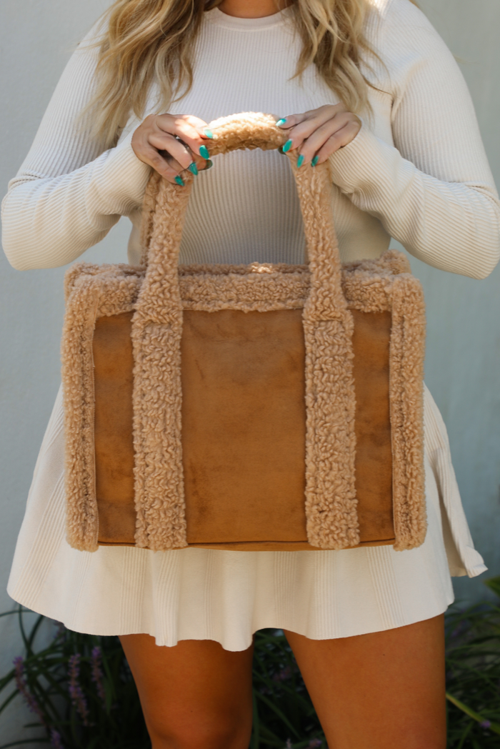 Feeling The Fun Bag: Caramel/Sand