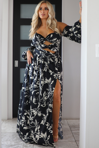 Be Our Guest Maxi Dress: Black/White