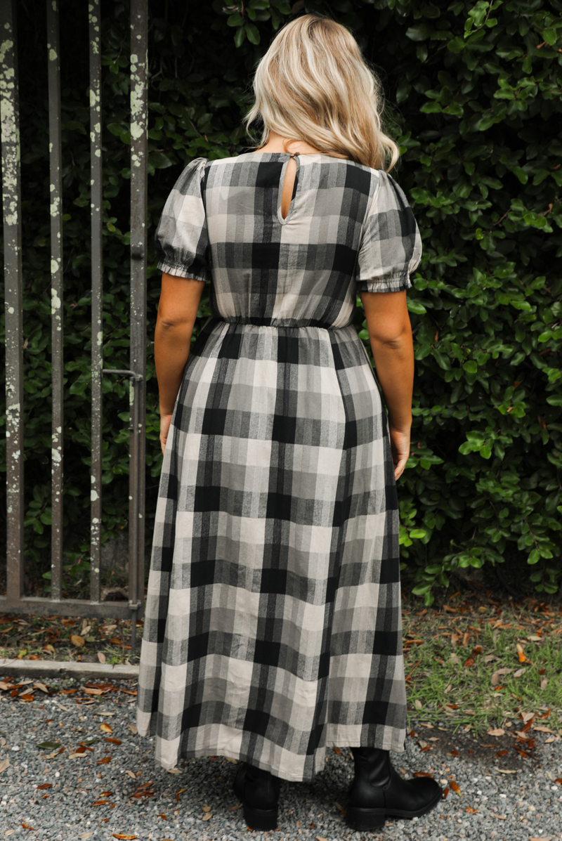 Dawn Maxi Dress: Black/Off-White Plaid