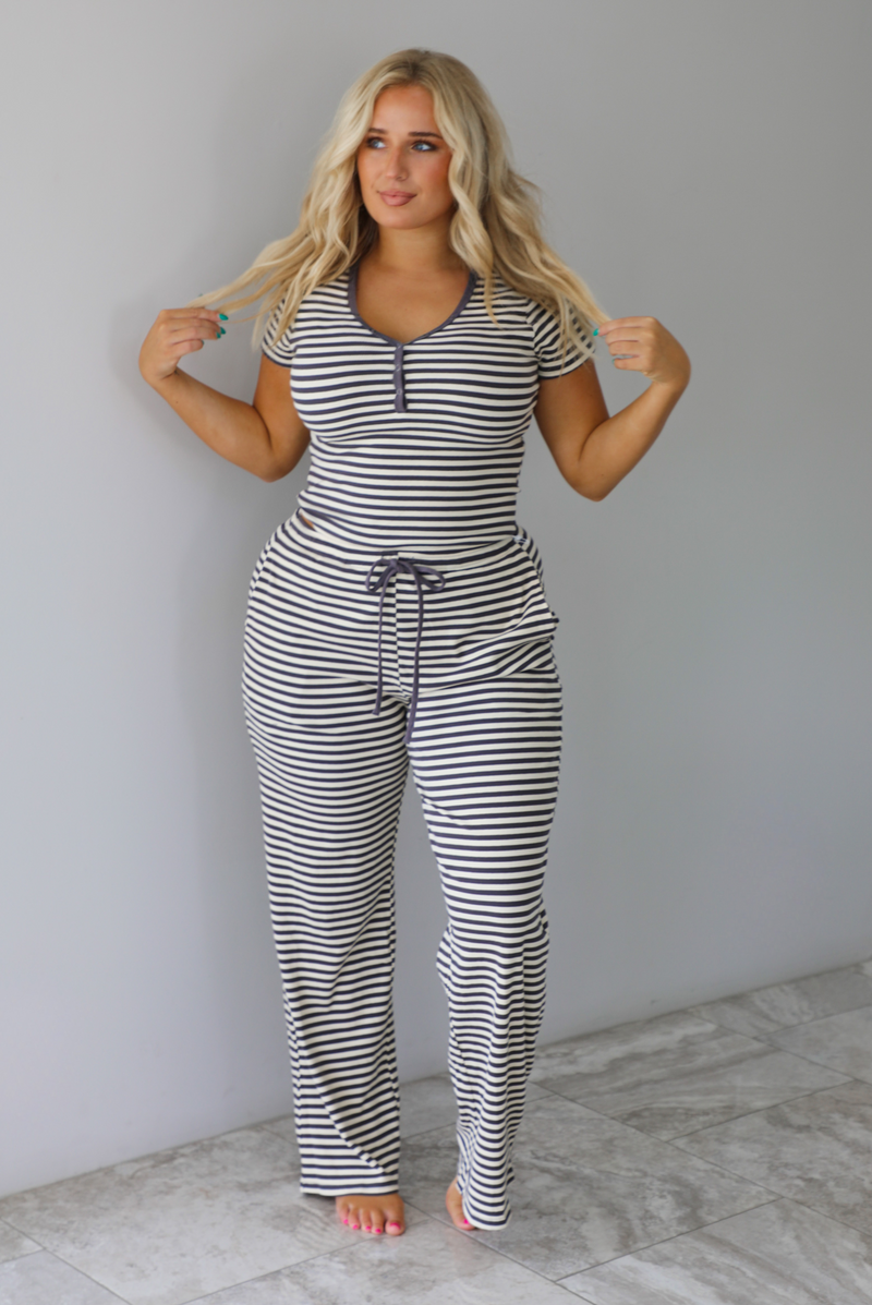 Staying Comfortable Set: Ivory/Grey