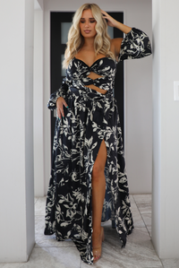 Be Our Guest Maxi Dress: Black/White