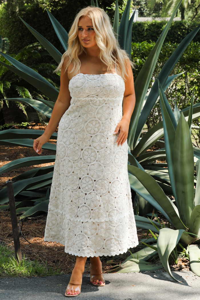 Come Find Me Maxi Dress: Cream/Ivory