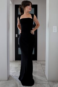 Gala Ready Maxi Dress: Black