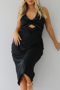 The Keeli Midi Dress: Black