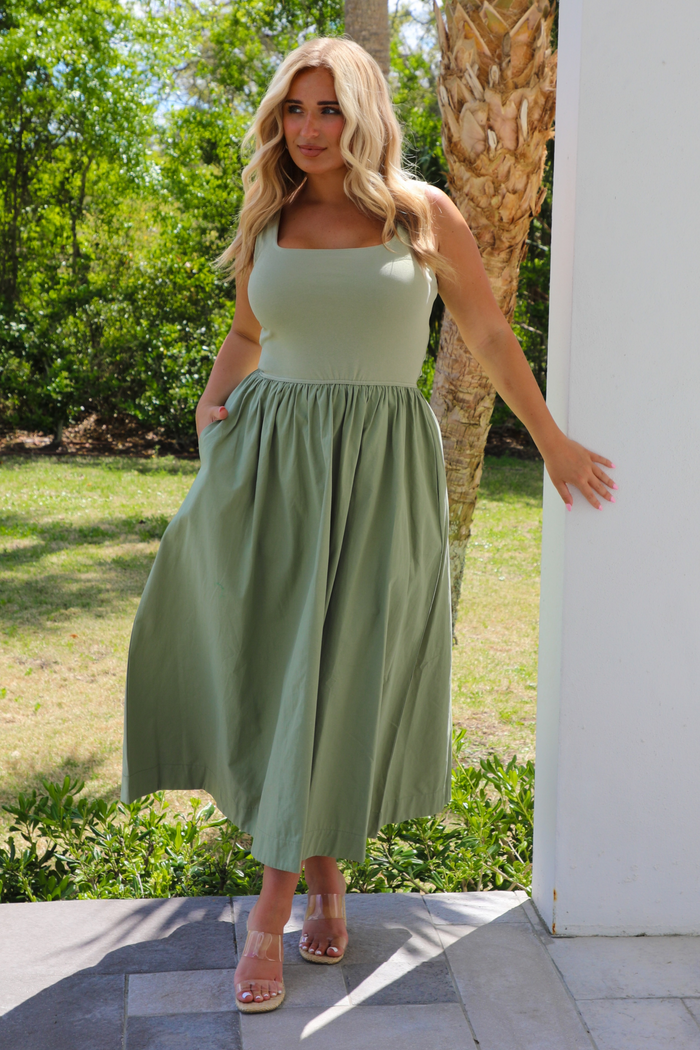 Simple Decorum Maxi Dress: Sage