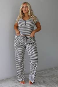 Staying Comfortable Set: Ivory/Grey