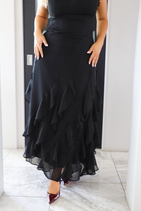Evening Pour Maxi Dress: Black