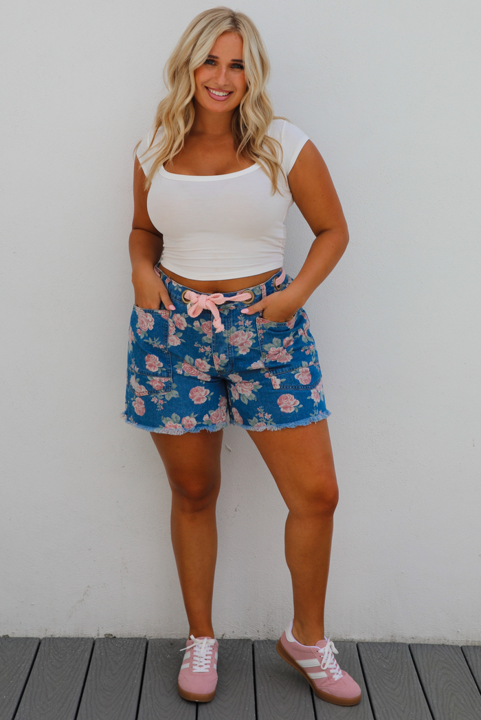 Pretty Flowers Shorts: Denim/Multi Floral