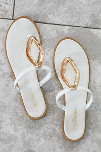 Beach Walk Sandals: White/Gold