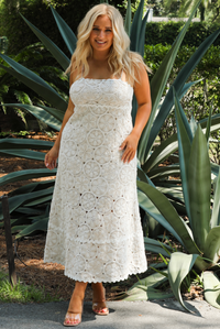 Come Find Me Maxi Dress: Cream/Ivory