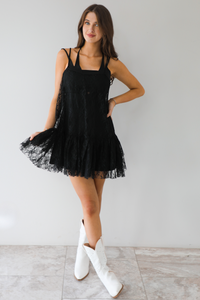 Quiet Stares Tiered Slip: Black