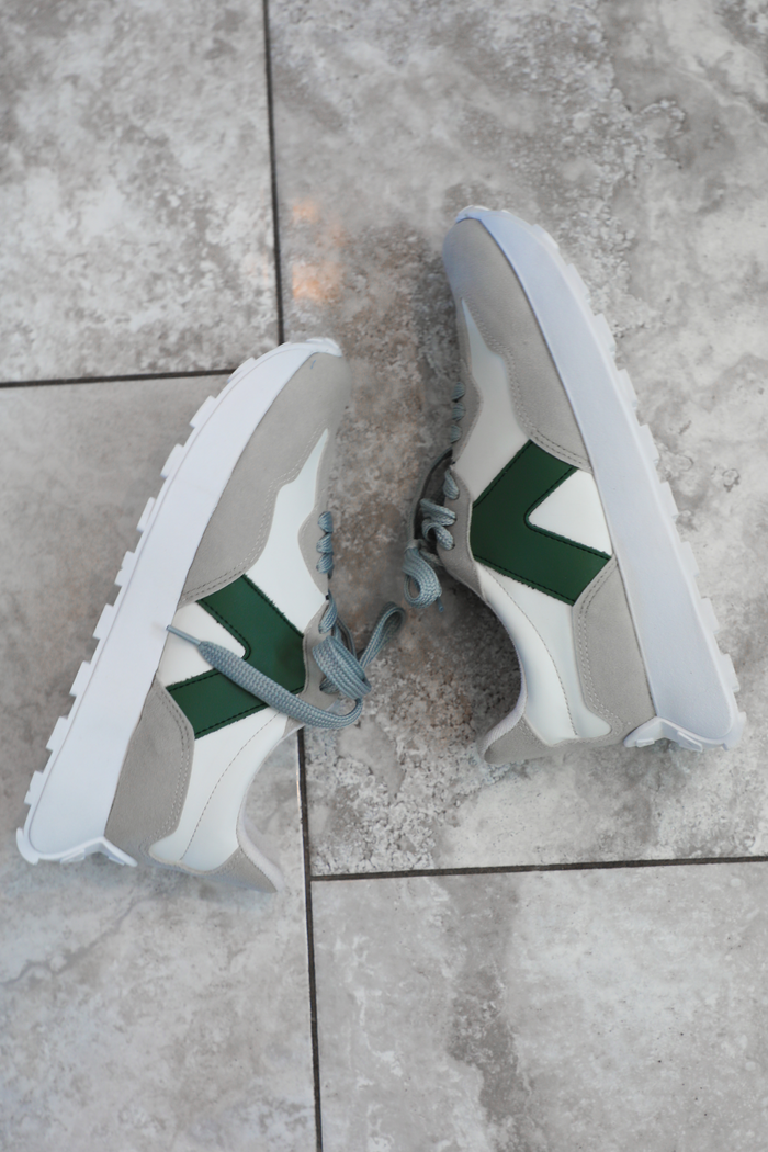 The Sammi Sneakers: White/Green