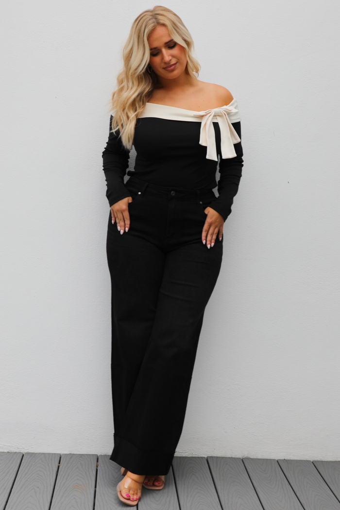 For Sure Top: Black/Cream
