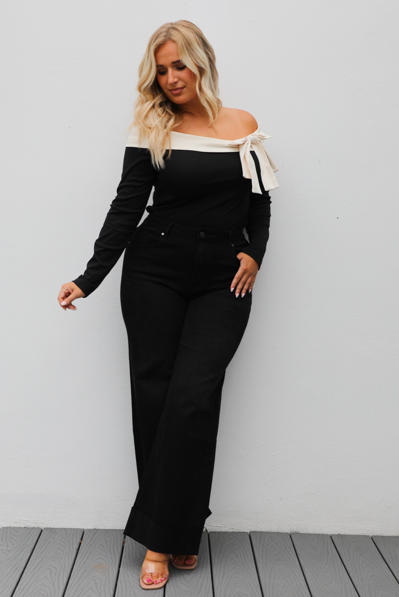 For Sure Top: Black/Cream