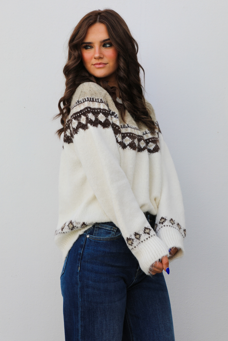 Cozy Cabin Sweater: White/Multi