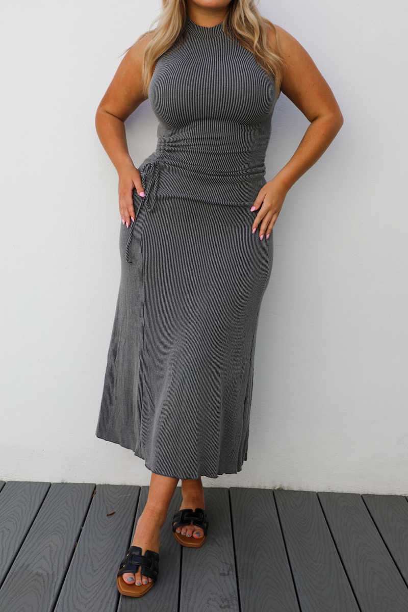 Carry You Midi Dress: Charcoal