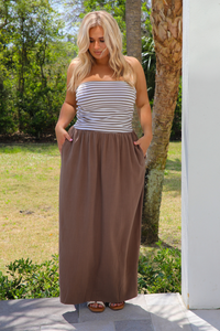 Taking It Slow Maxi Dress: Taupe/Ivory