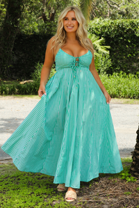All About Perspective Maxi Dress: Kelly Green/White