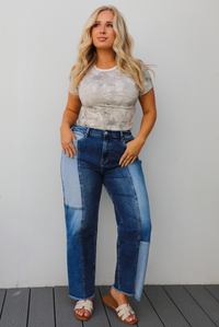 Camo Cutie Baby-Tee: Grey