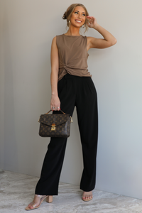 Knot Detail Tank: Brown
