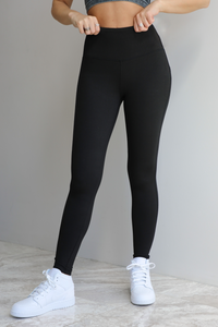 High Waisted Leggings: Black