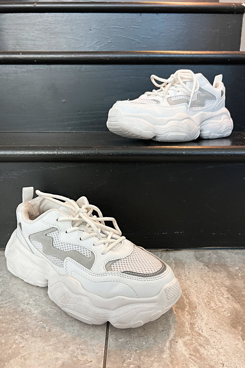 Kick Back Sneakers: Off White